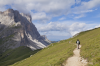 Italien, Sdtirol, Dolomiten: Wanderer auf ihrem Weg zur Medalges Alm